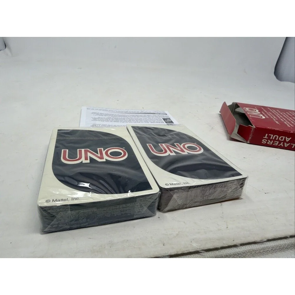 UNO 40th Anniversary 2010 Edition Mattel 108 Cards RETRO Card Game New